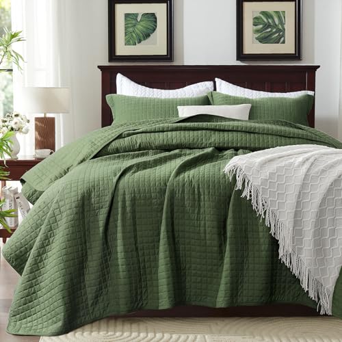 SunStyle Home Olive Green Quilt King Size, Lightweight Comforter Blanket Bedspread Soft Reversible Coverlet for All Season 3pcs Army Green Square Quilted Bedding Set (1 Quilt 2 Pillow Shams)(106"x96") - Image 5