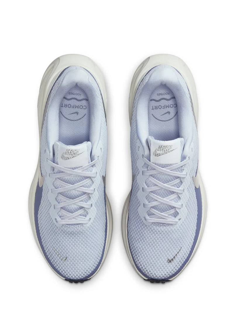 Nike Revolution 8