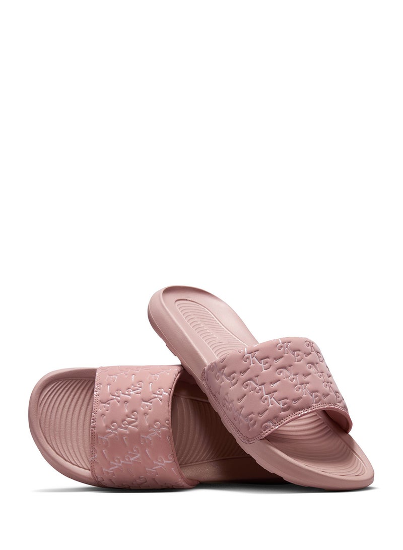 Nike Victori One - Image 4