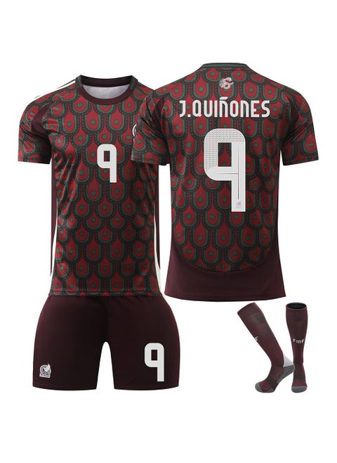 A new No. 9 football jersey is made of fabric that is breathable, quick-drying, soft and has good elasticity, It consists of a 3-piece set of a top, trousers, socks and is specially designed for football and sports enthusiasts