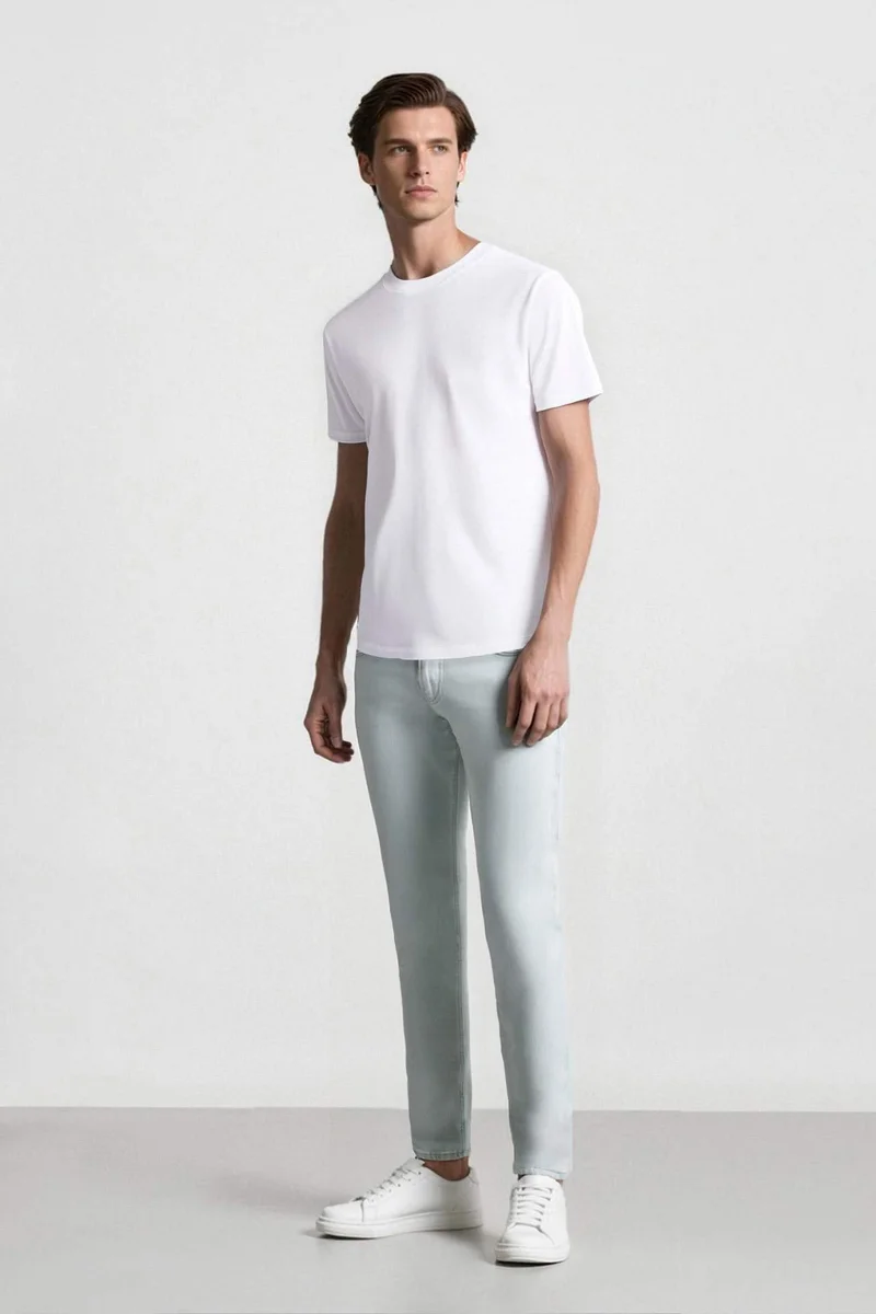 ديفاكتو Sergio Regular Fit Regular Waist Straight Leg Jeans