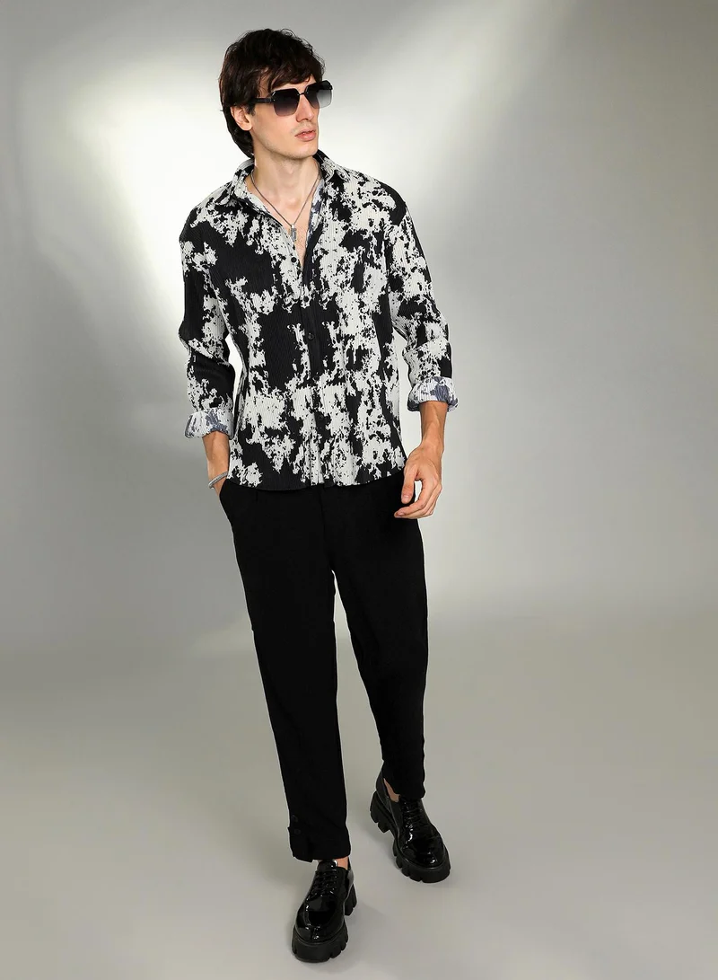 CAHOOT  Men's Onyx Black & Cream White Splash-Pleat Shirt For Casual Wear | Spread Collar | Long Sleeve | Button Closure | Shirt Crafted With Comfort Fit For Everyday Wear for Men | Best Price UAE