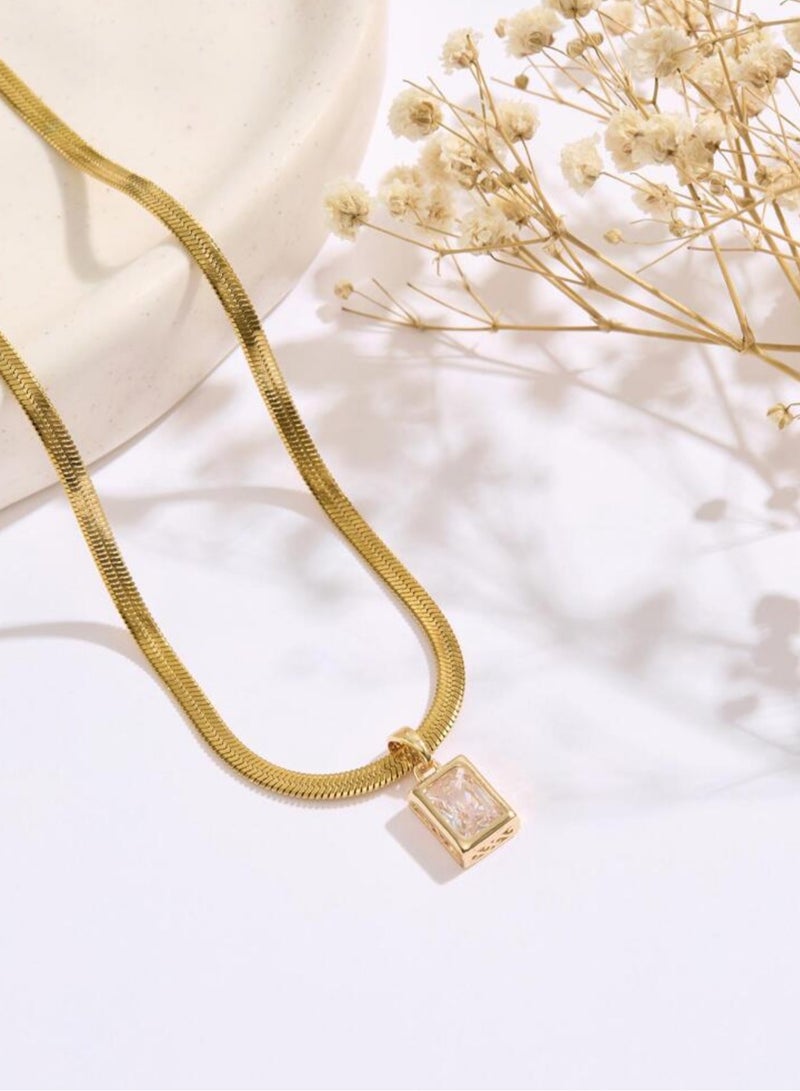 إيكوال سلسال نسائي أنيق من الاستانلس ستيل مطلي باللون الذهبي - Image 3