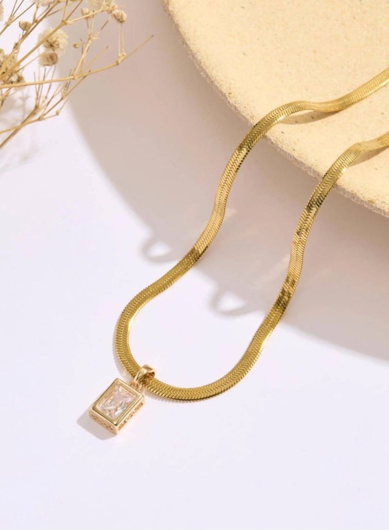 إيكوال سلسال نسائي أنيق من الاستانلس ستيل مطلي باللون الذهبي - Image 2