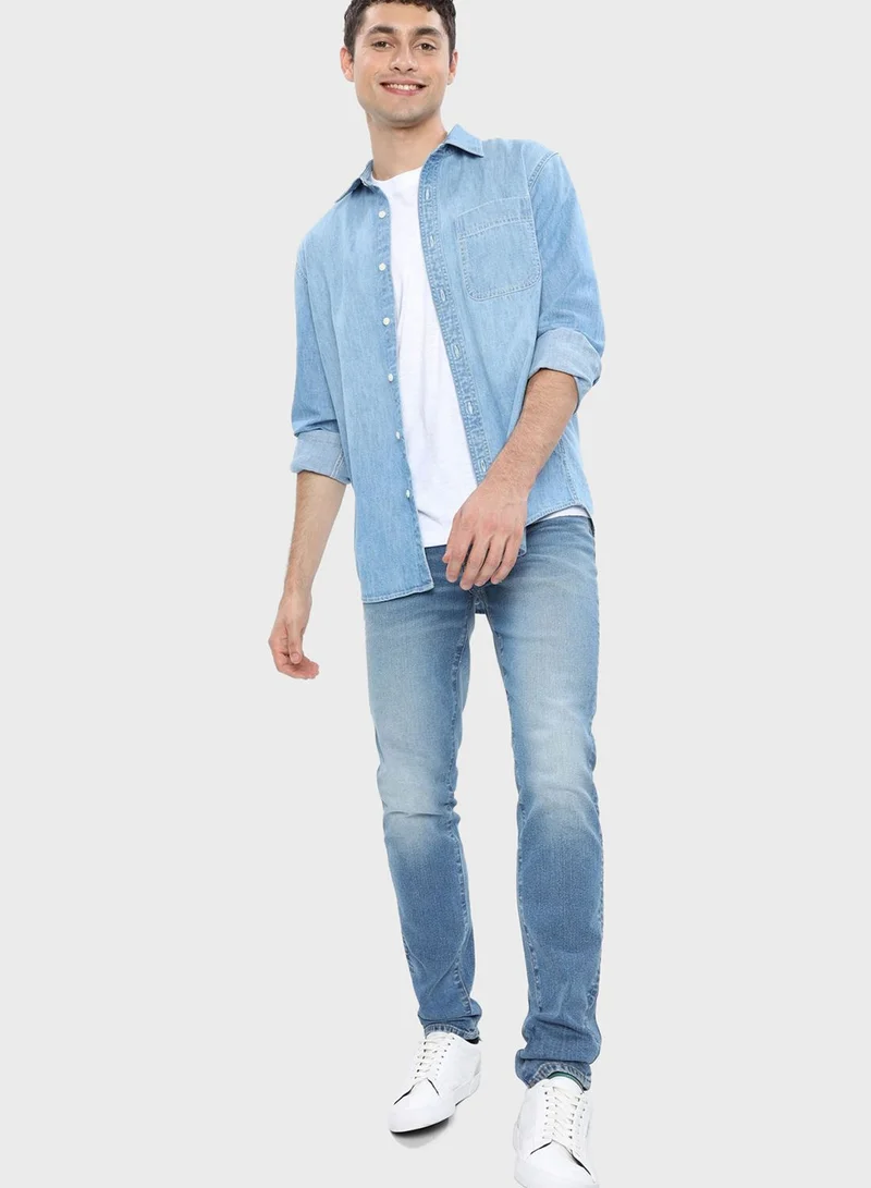 American Eagle Essential Regular Fit Denim Shirt