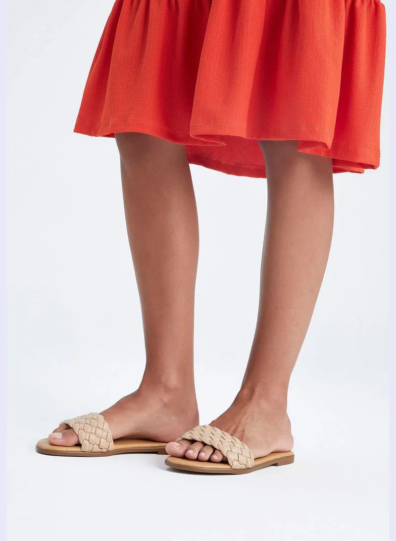 ديفاكتو Woman Casual Flip flop