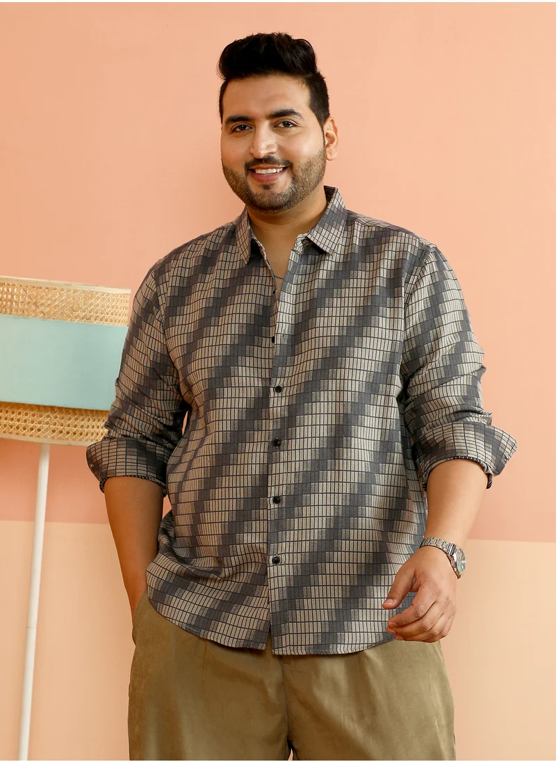انستافاب بلس Instafab Plus Men's Grey & Beige Gradient-Slant Woven Shirt For Casual Wear | Spread Collar | Long Cuffed Sleeves | Button Closure | Plus Size Shirt Crafted With Comfort Fit For Everyday Wear