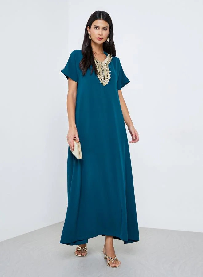 Amirah Amirah Embroidered Short Sleeve Jalabiya with Lace Detail