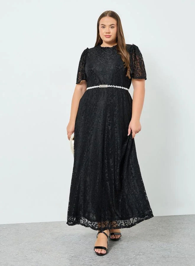 Plus Size Black Embellished Lace Maxi Dress
