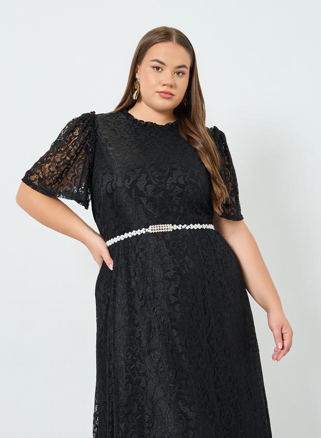 Styli Plus Size Black Embellished Lace Maxi Dress - Image 2
