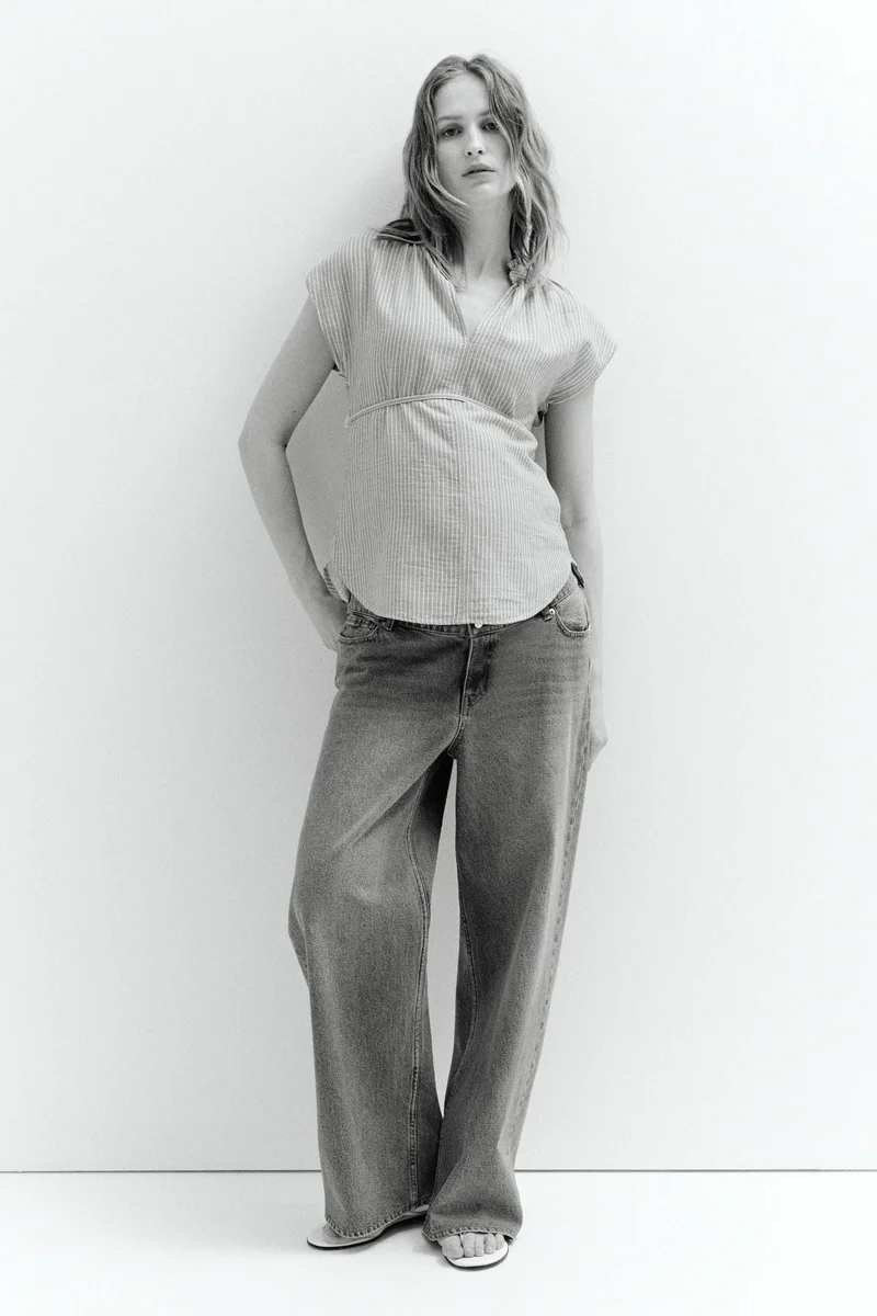 اتش اند ام بلوزة من قطن موسلين برباط من تشكيلة ماما