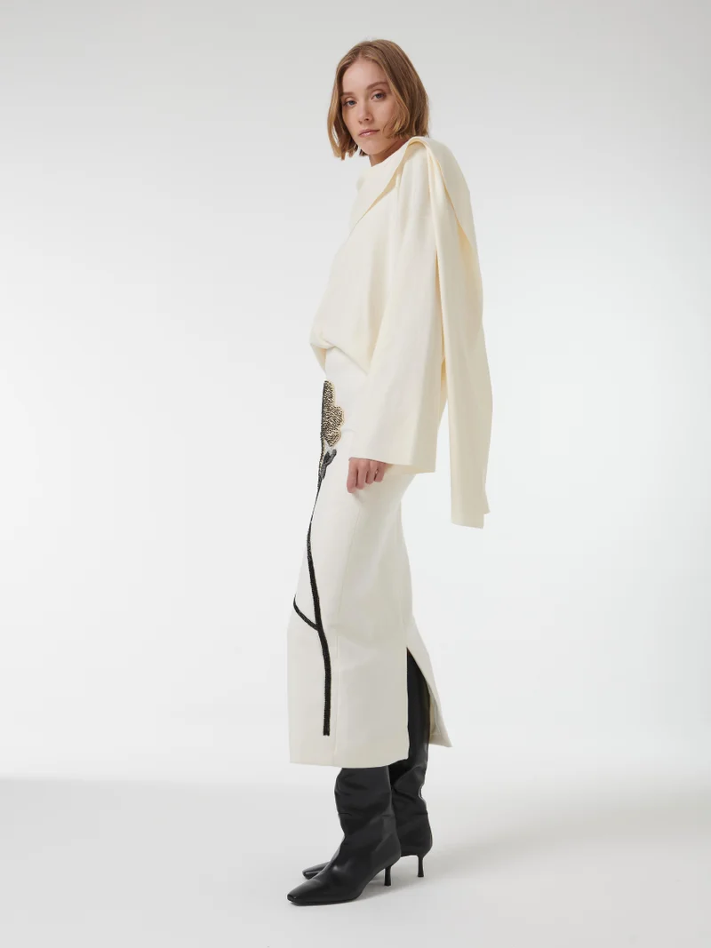 ليم كنزة مُحاكة بياقة على شكل وشاح