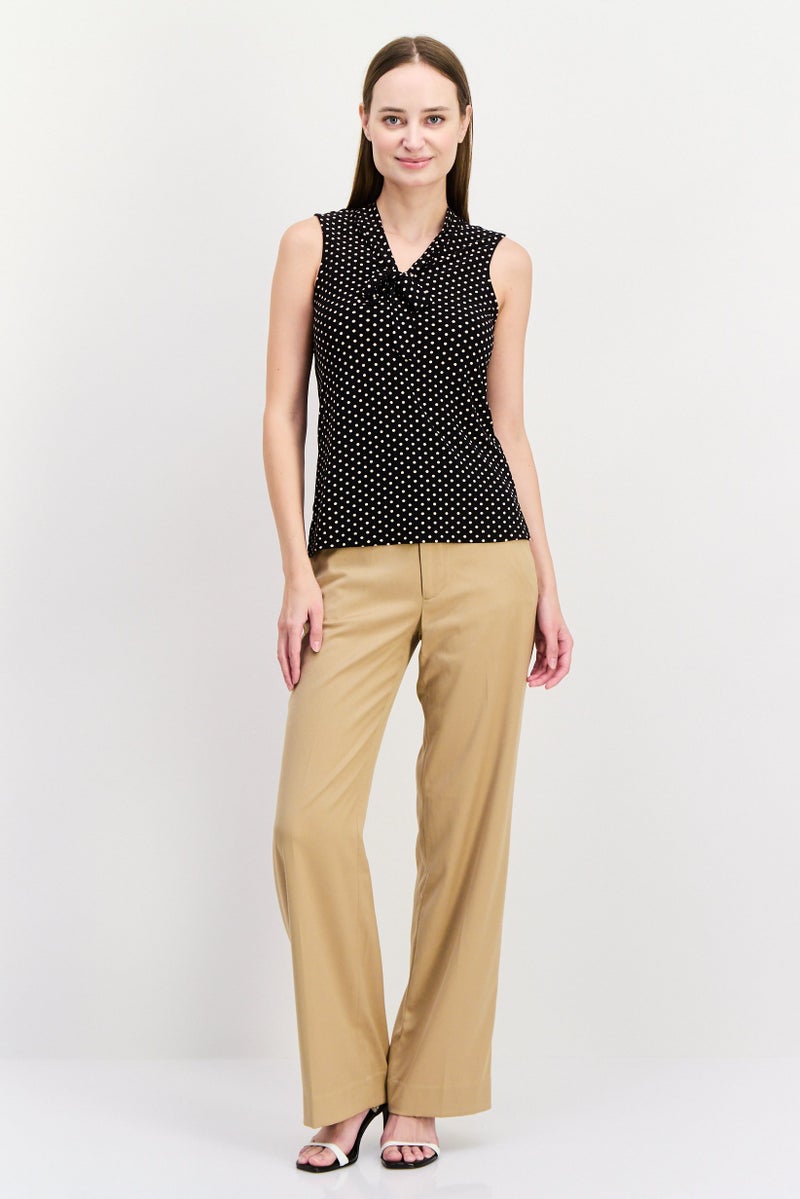 ANNE KLEIN بلوزة بدون أكمام بنقشة بولكا دوتس للنساء مع رباط حول العنق، أسود/أبيض - Image 3