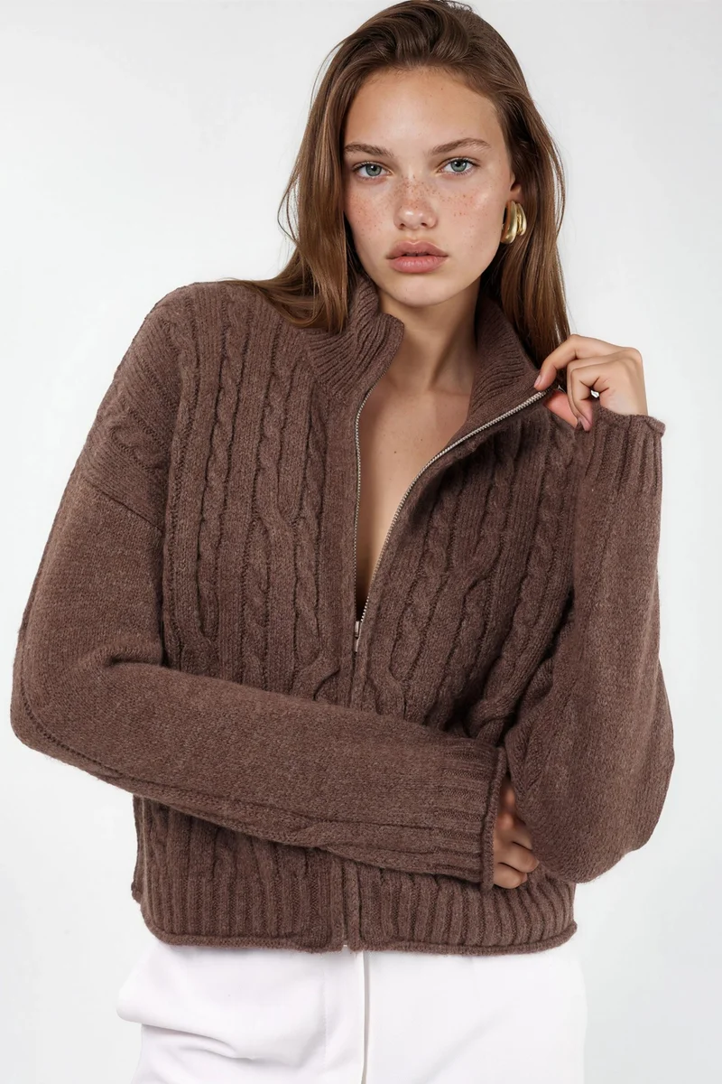 هيكاب Crop Soft Touch Zip-Up Cable Knit Cardigan