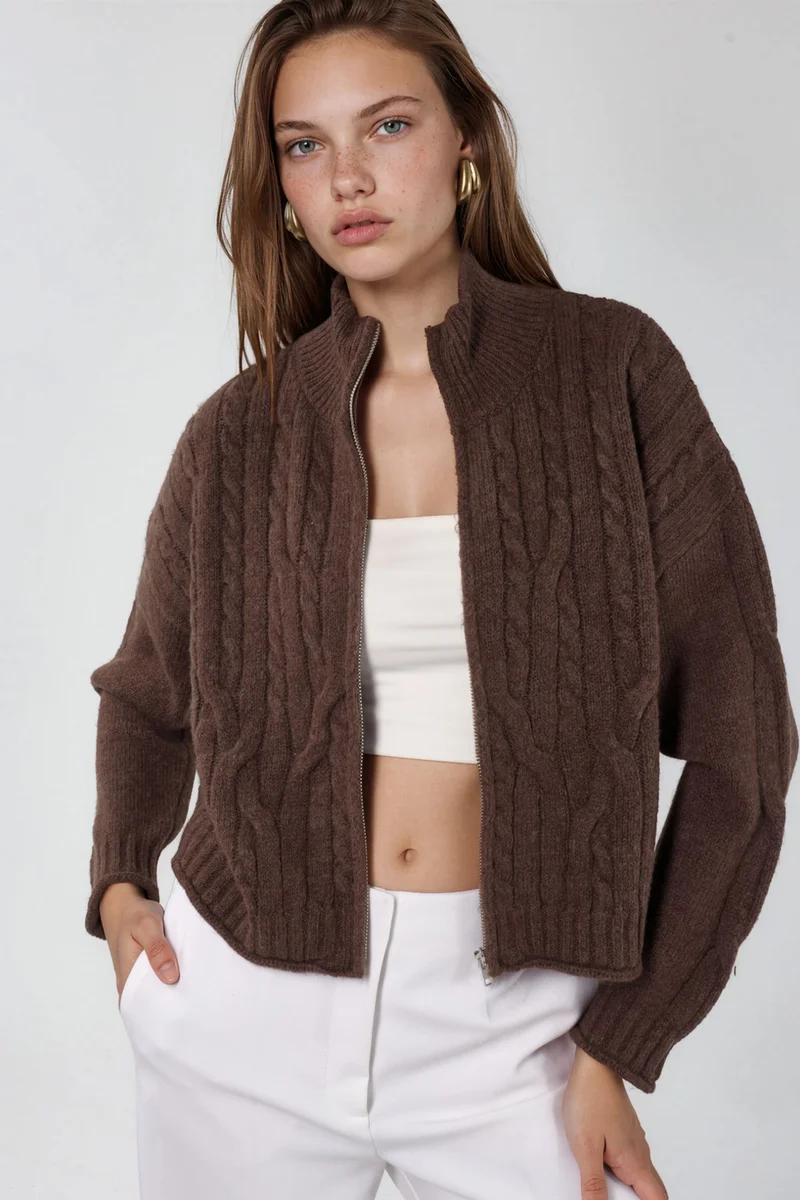 هيكاب Crop Soft Touch Zip-Up Cable Knit Cardigan