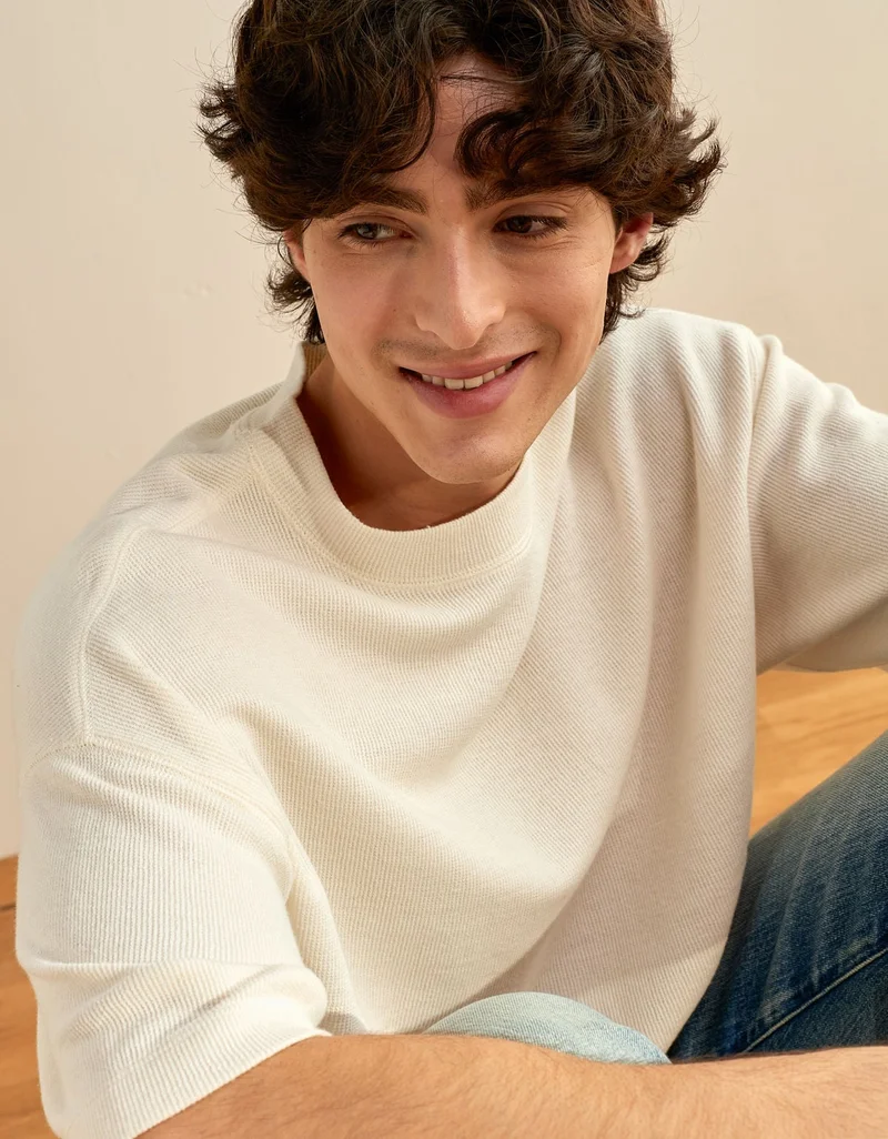 American Eagle  AE Oversized Textured Knit T-Shirt for Men | Best Price UAE