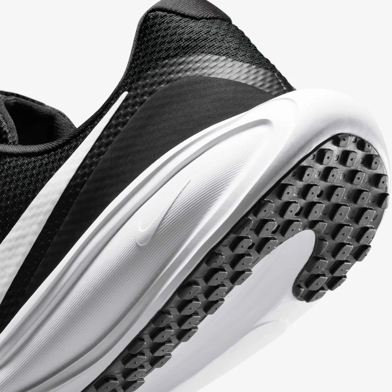Nike Black Men's Revolution 8 Road Running Shoes for Men | Best Price UAE