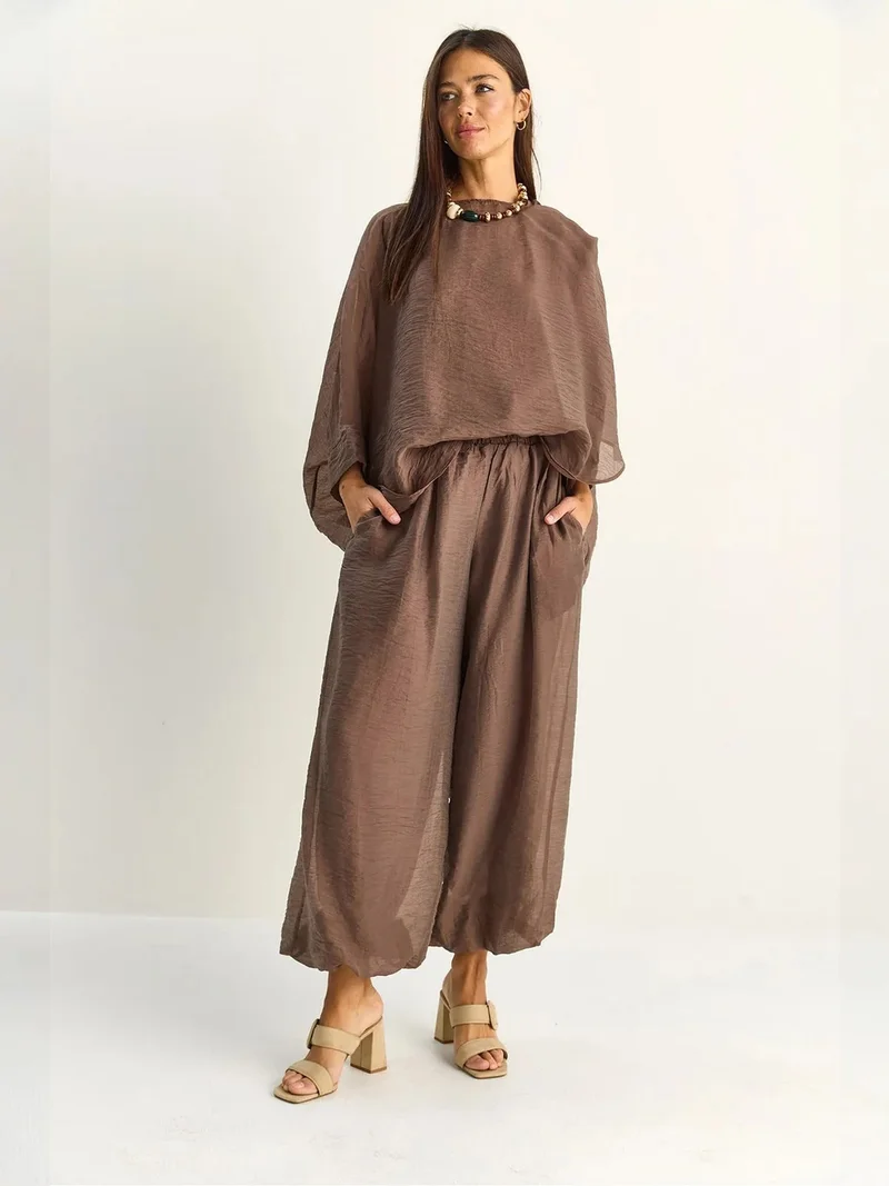 بيانكو لوتشي LUCCI High Waist Wide Leg Two-Piece Co-ord Set