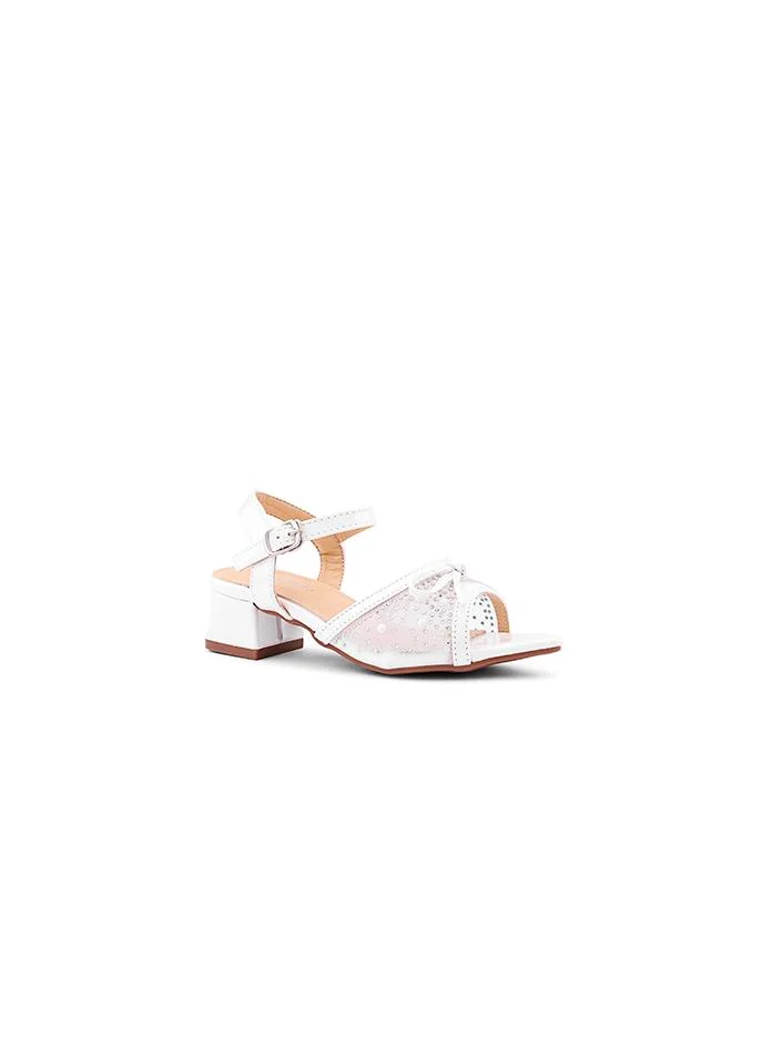 أيقون Lightweight sandals for girls with cushioned footbed and flexible straps.