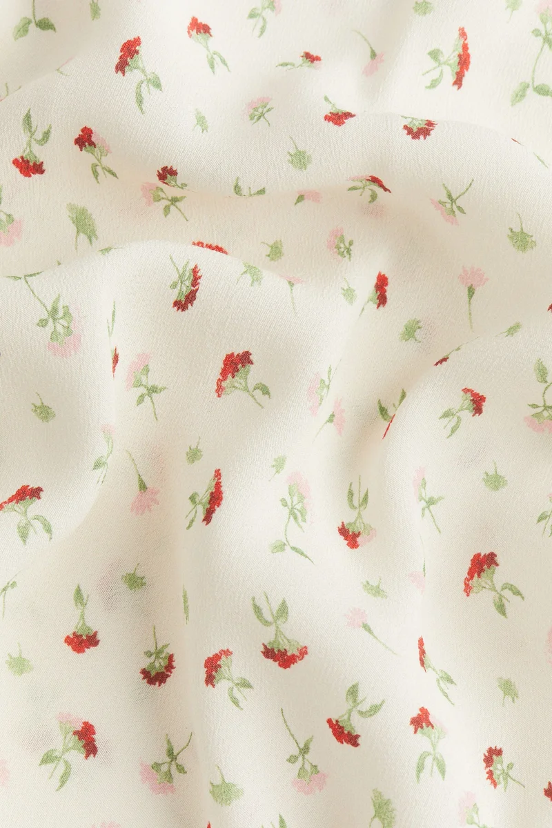 اتش اند ام تنورة بطول الركبة