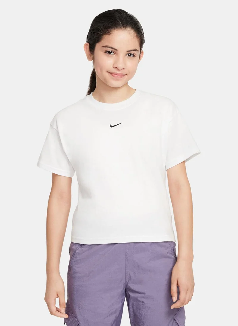 نايكي Kids' Sportswear T-Shirt (Older Kids)