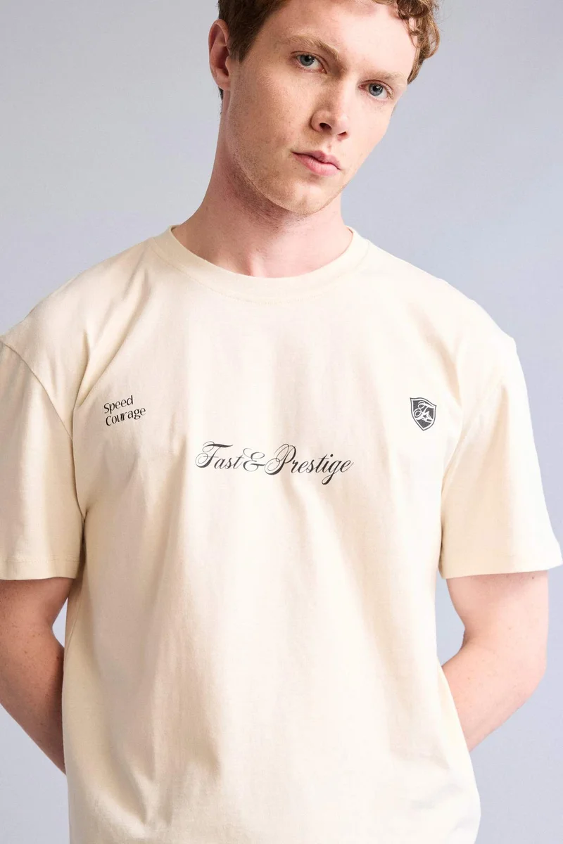 ديفاكتو Regular Fit Short Sleeve T-Shirt