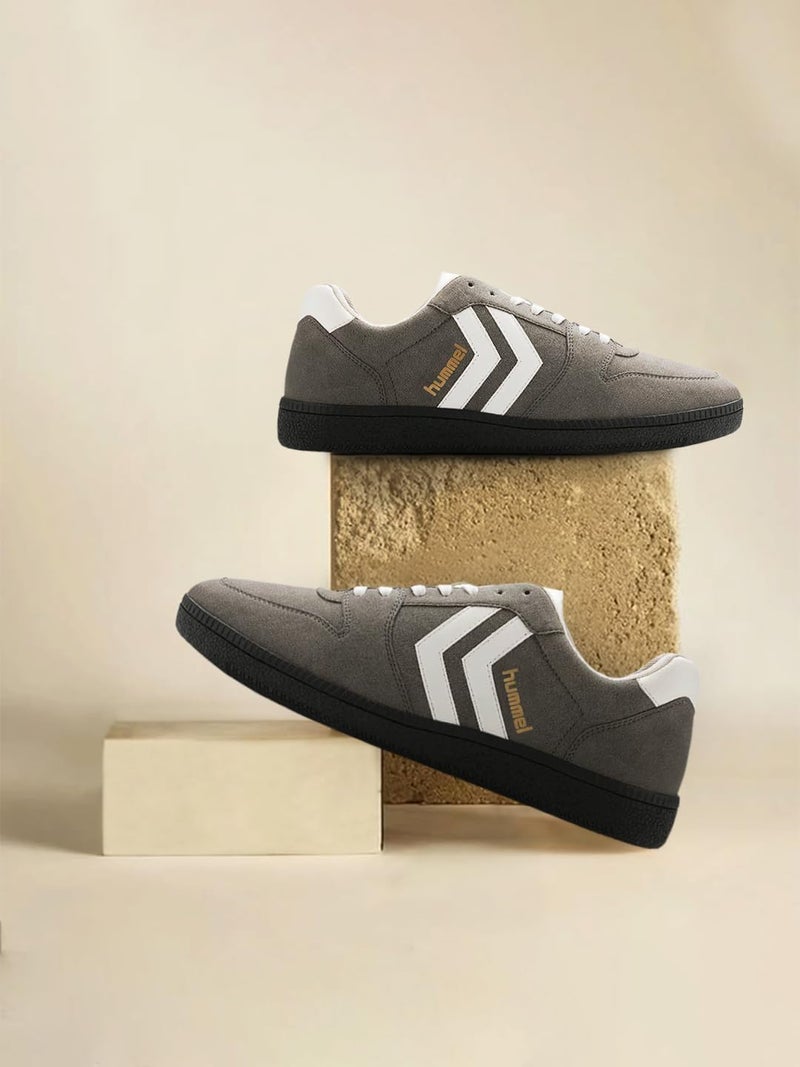 hummel Classic Verve Casual Lace-up Sneaker for Men Enhanced Comfort with Cushioned Insole and Slip-Resistant - UK 9 Grey/White - Image 2
