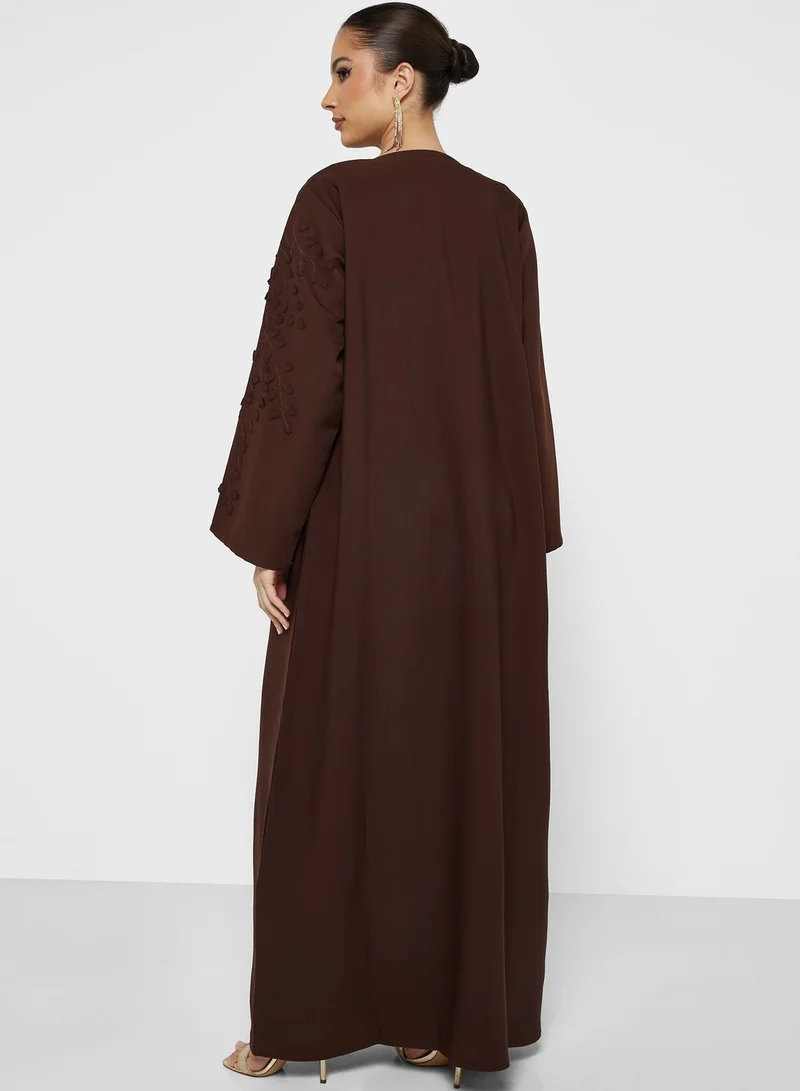 hayas closet Embroidery Detail Abaya