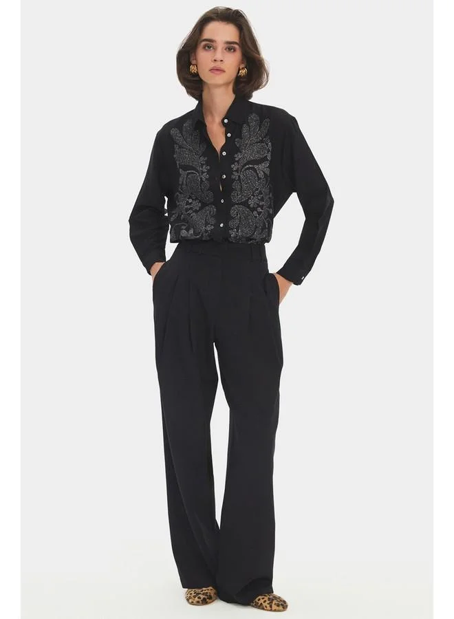 JUNE June Women Exclusive Oversize/Loose Fit Linen Blend Embroidered Detail Shirt Black