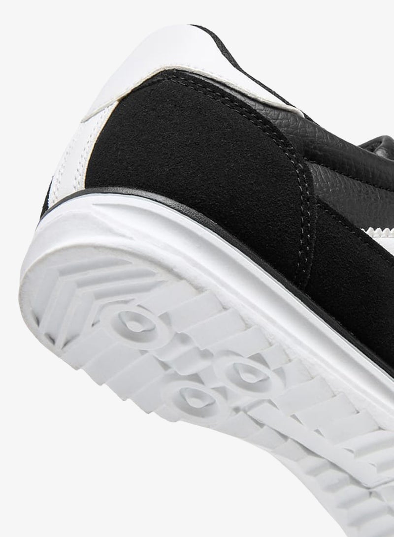 Dash Women Panelled Sneakers with Lace-Up Closure - Image 5