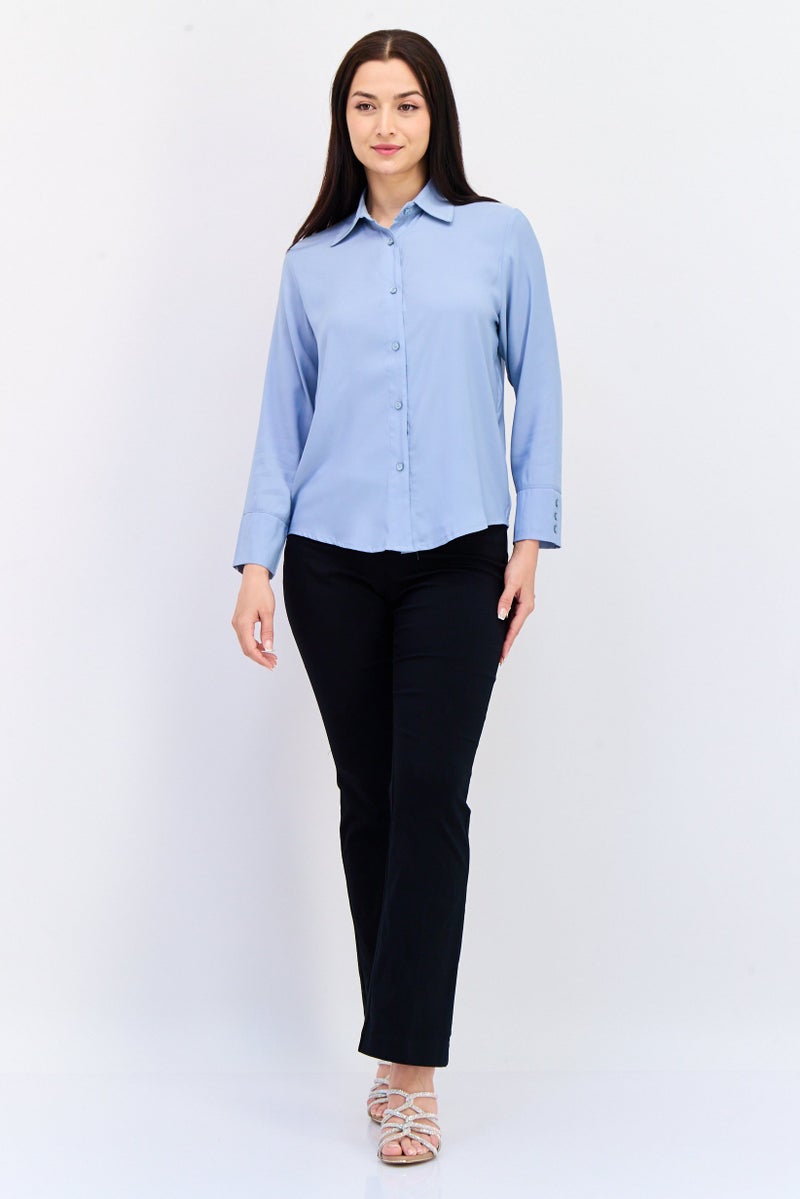 bebe بلوزة نسائية بأكمام طويلة وياقة مفتوحة، لون أزرق فاتح - Image 4