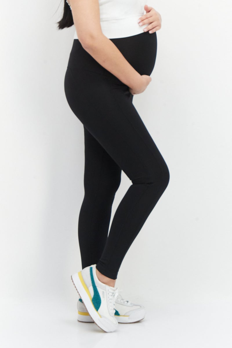 Adidas سروال رياضي للحمل مناسب في الهواء الطلق، أسود - Image 2