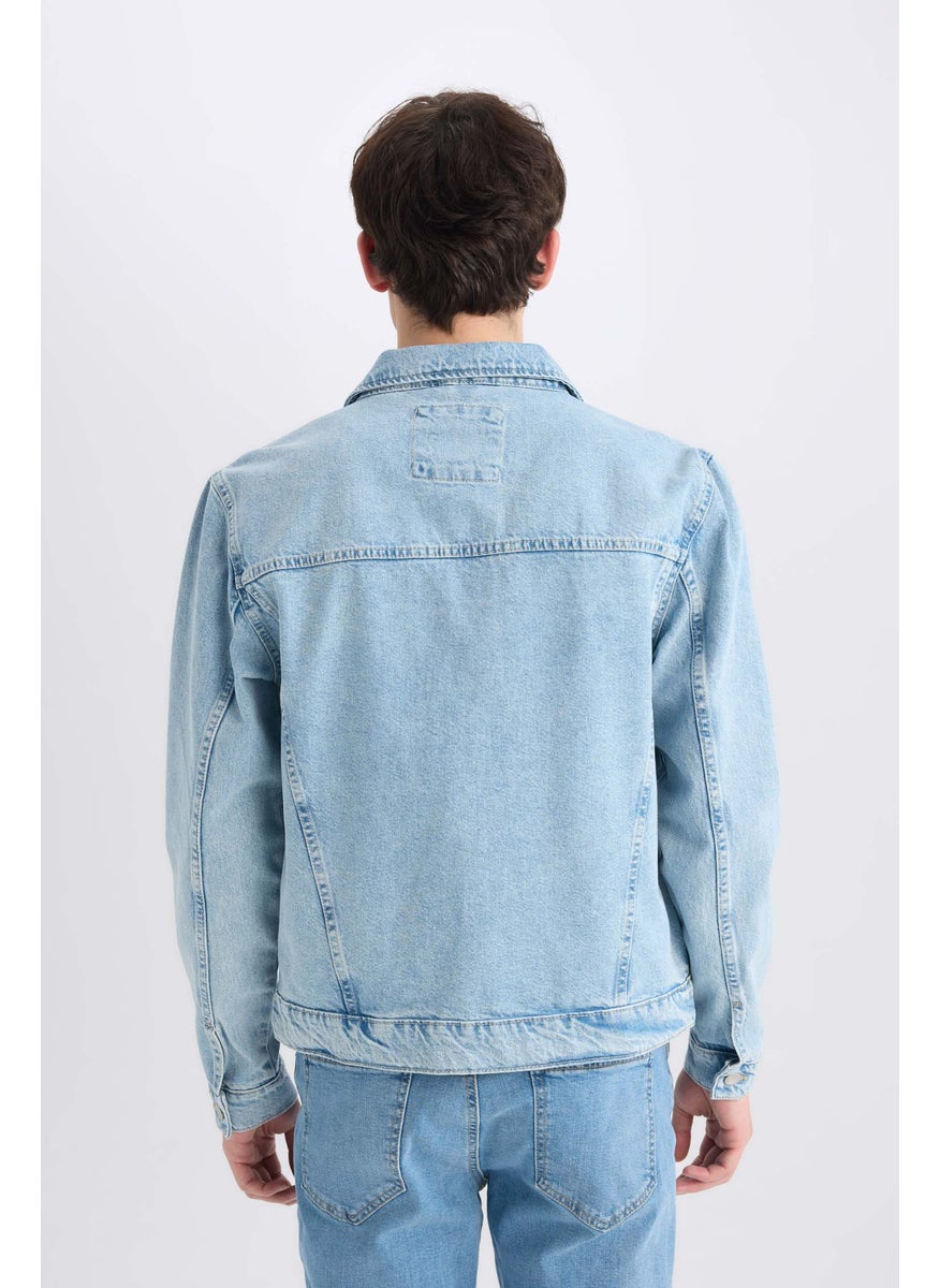 Man Regular Fit Denim Jacket