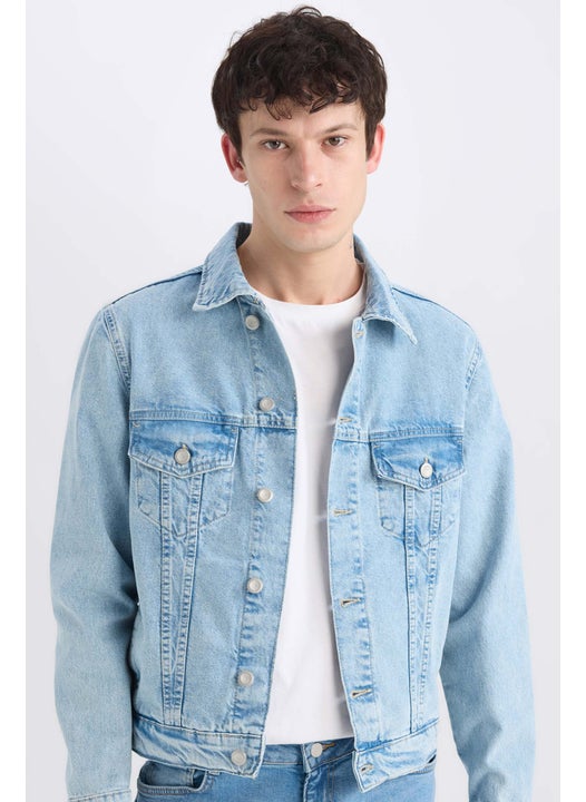 Man Regular Fit Denim Jacket