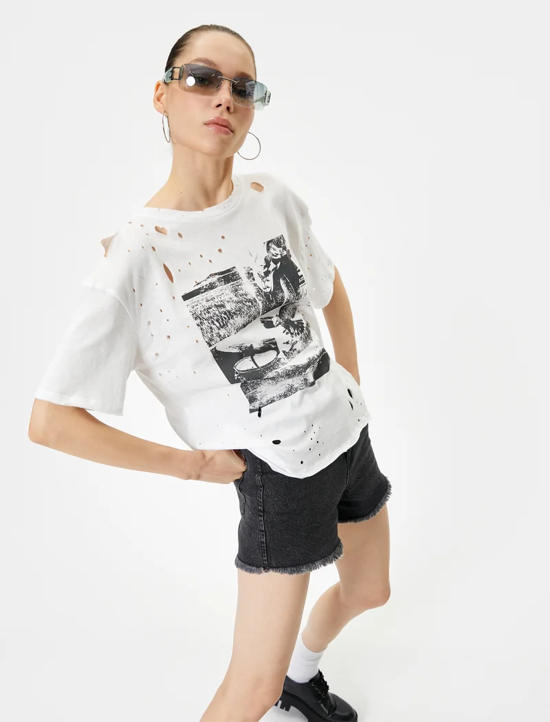 كوتون Printed Holey T-Shirt