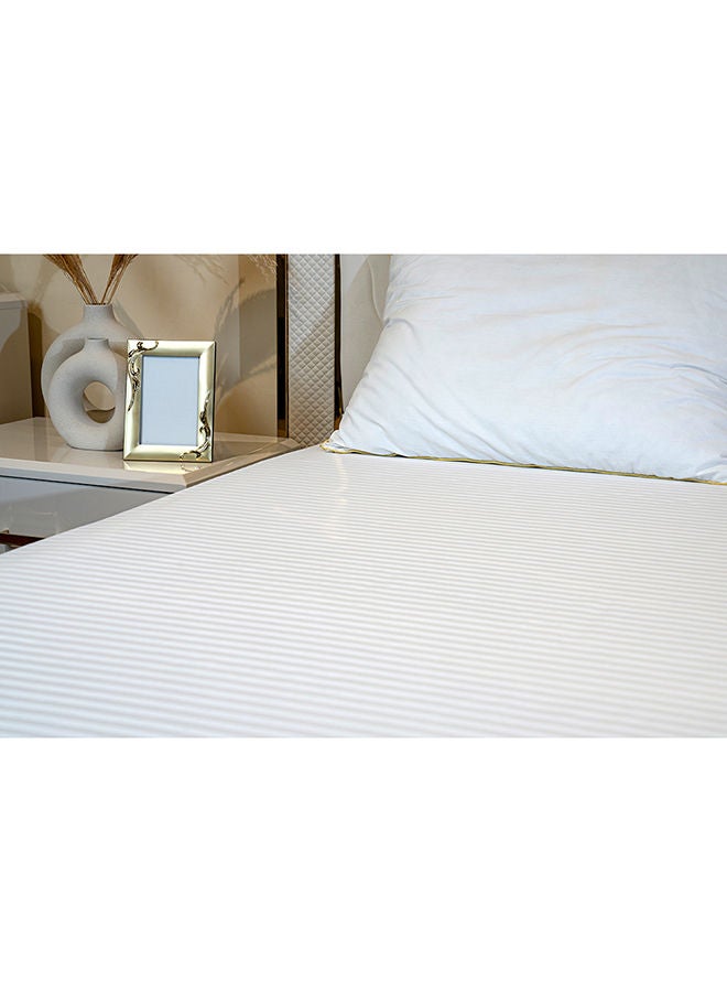 ROYAL FURNITURE Ashley Fitted Sheet Super King Size 200x200 Cm 100% Cotton Lightweight Daily Use - Image 1