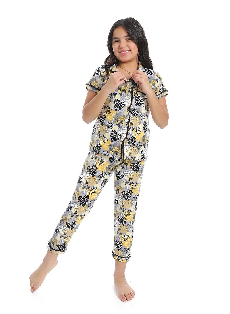 Caesar girlspejama set with buttons and patterned design - Image 1