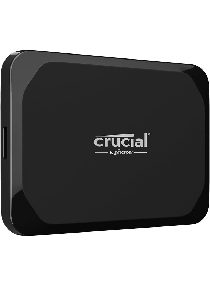 كروشيال SSD محمول X9 سعة 2 تيرابايت - قراءة تصل إلى 1050 ميجابايت/ثانية - أجهزة الكمبيوتر الشخصية وأجهزة Mac، خفيف الوزن وصغير الحجم مع عرض Mylio Photos+ لمدة 3 أشهر - محرك أقراص الحالة الصلبة الخارجي USB 3.2 - CT2000X9SSD902 - Image 1