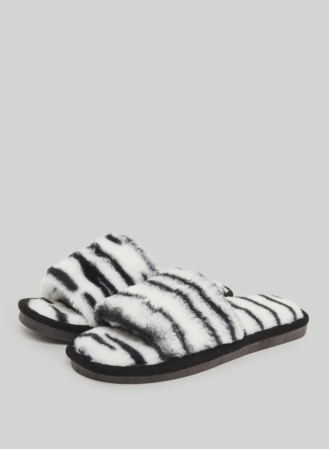 Styli Zebra Print Fuzzy Bedroom Slippers
