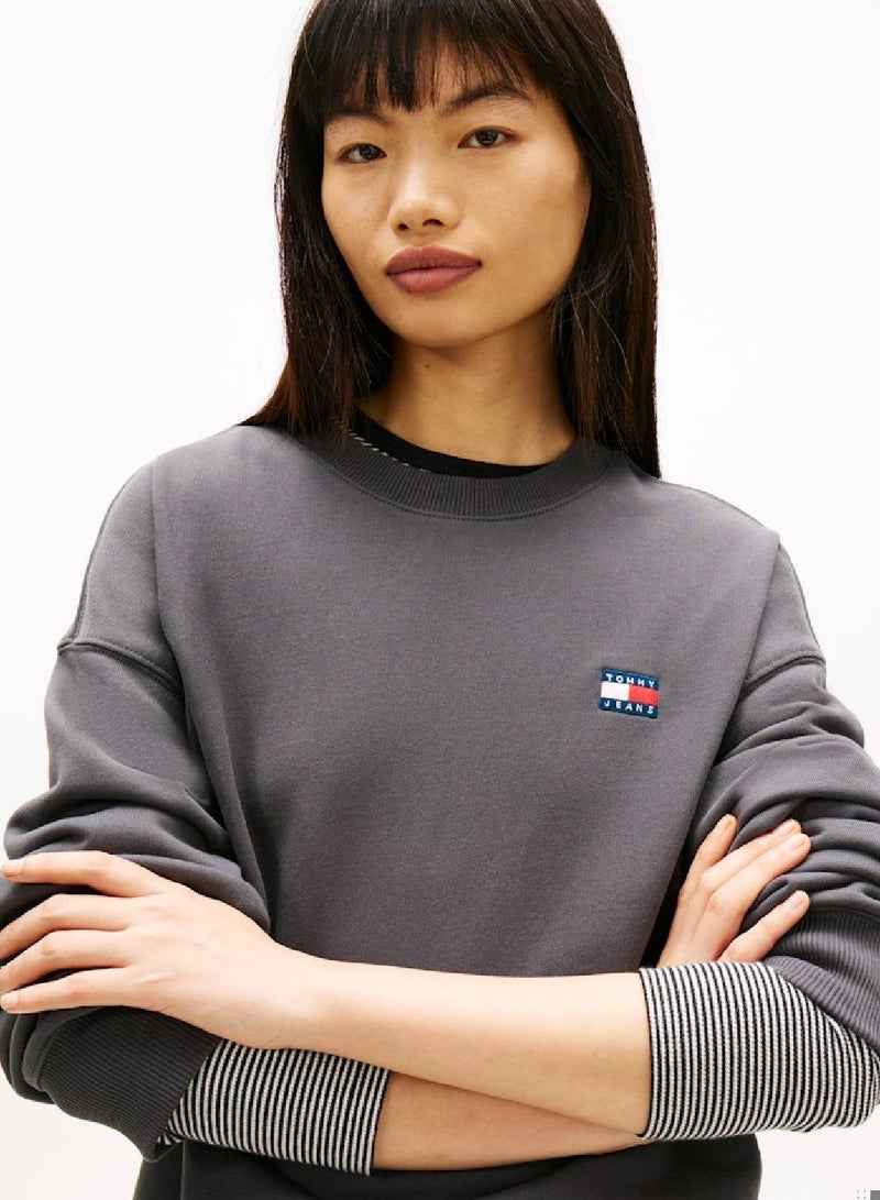 TOMMY JEANS Logo Badge Relaxed Sweatshirt - Image 4