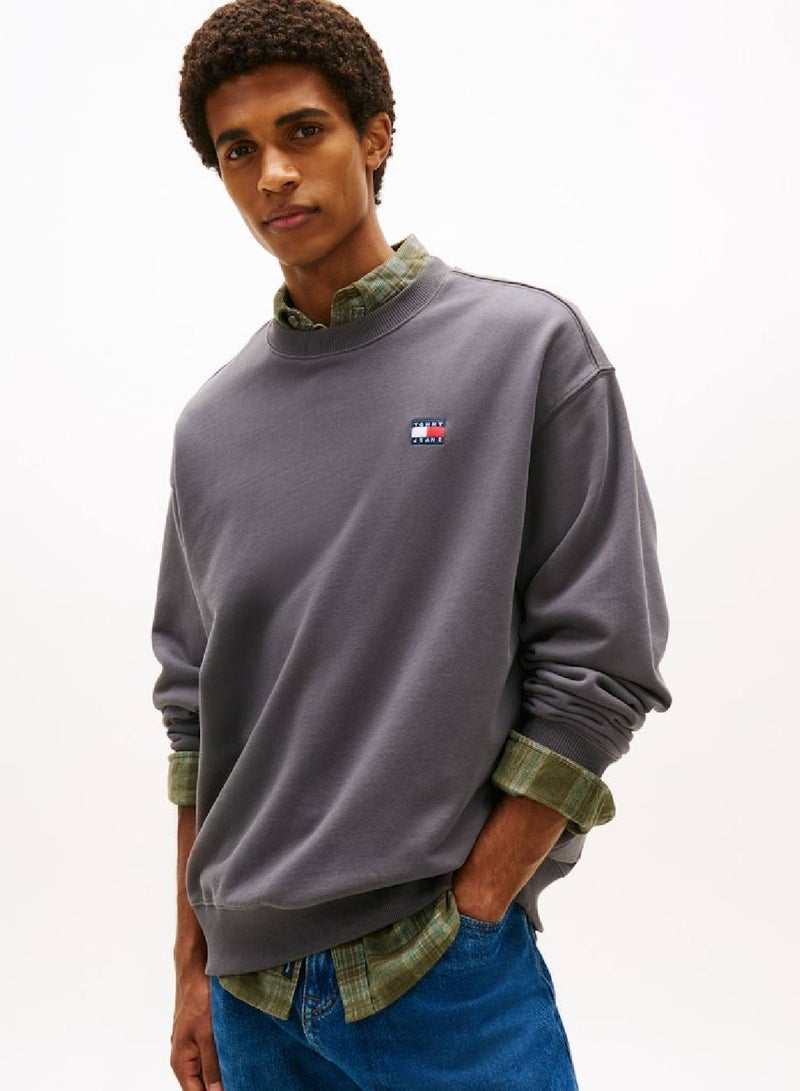 TOMMY JEANS Logo Badge Relaxed Sweatshirt - Image 3