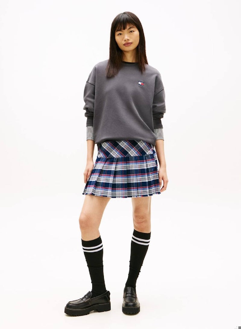 TOMMY JEANS Logo Badge Relaxed Sweatshirt - Image 4