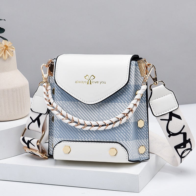 Mobile Phone Bag 2023 New Fashion Printed Chain Shoulder Bag Korean Style Trendy Personalized Small Bag Chain Bag - Image 4
