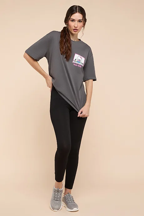 أر أند بي Hello Kitty Printed T-Shirt with Crew Neck and Short Sleeves