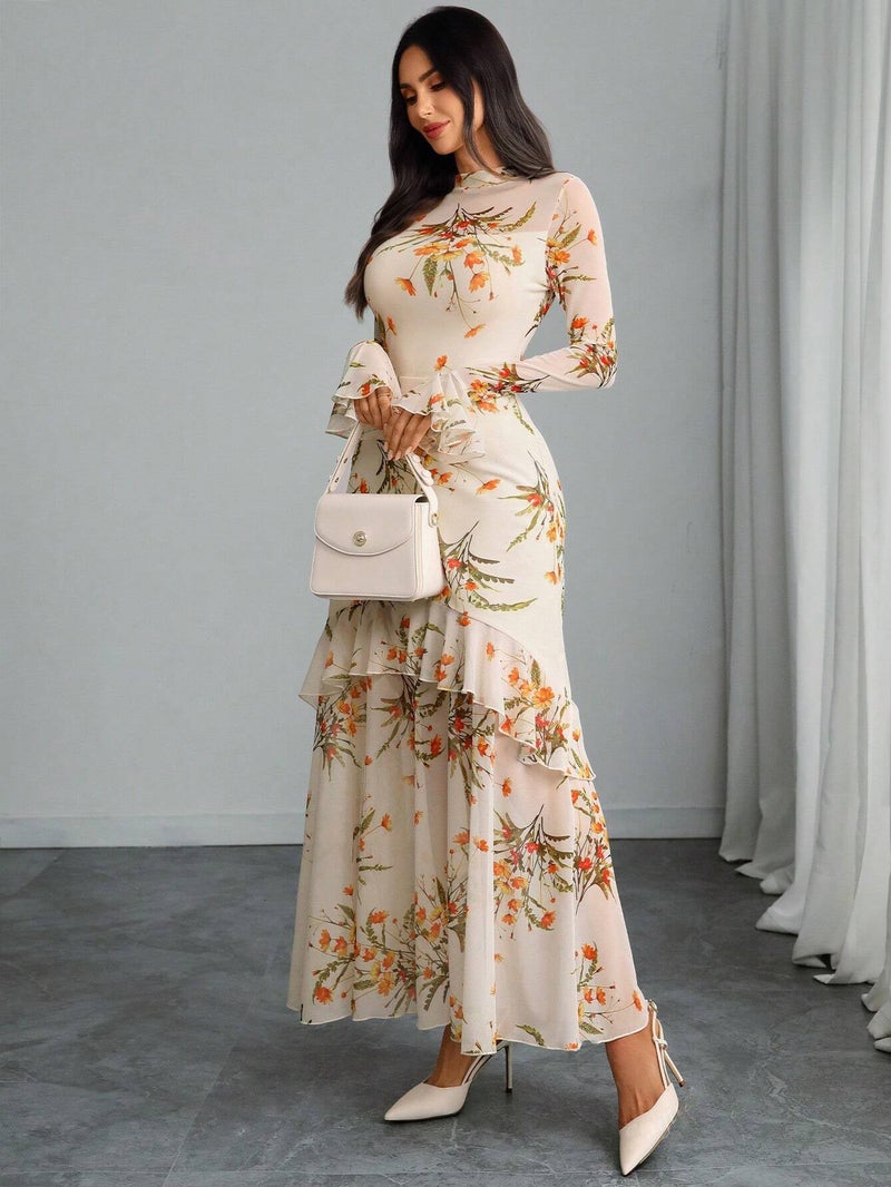 OUTZIDR Off White Bell Sleeve Printed Ruffle Detail Dress - Image 3