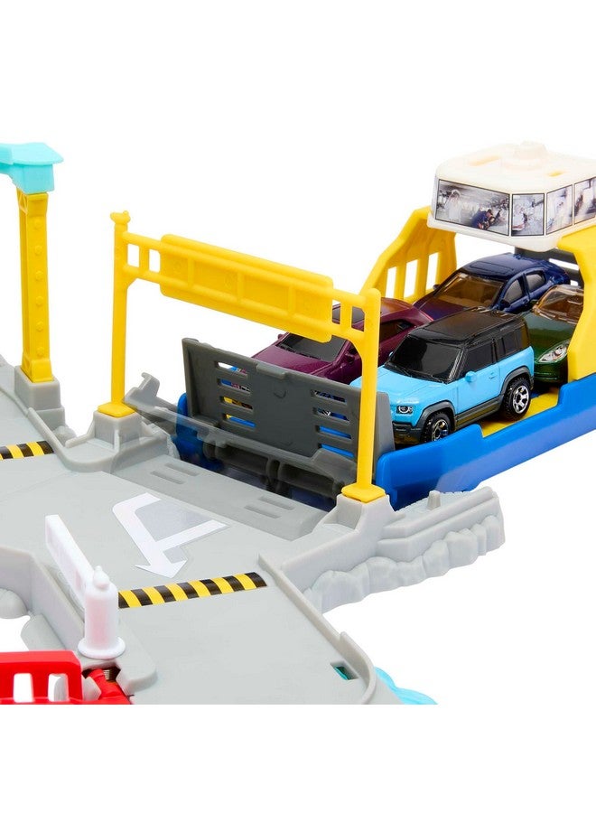 MATCHBOX مجموعة ميناء العبّارة HMH29 من ماتش بوكس مع عبّارة مزودة بعجلات قابلة للفصل، عناصر للتفعيل يدويًا أو بمساعدة سيارة لاند روفر، لعبة للأطفال من 3 سنوات فما فوق - Image 4