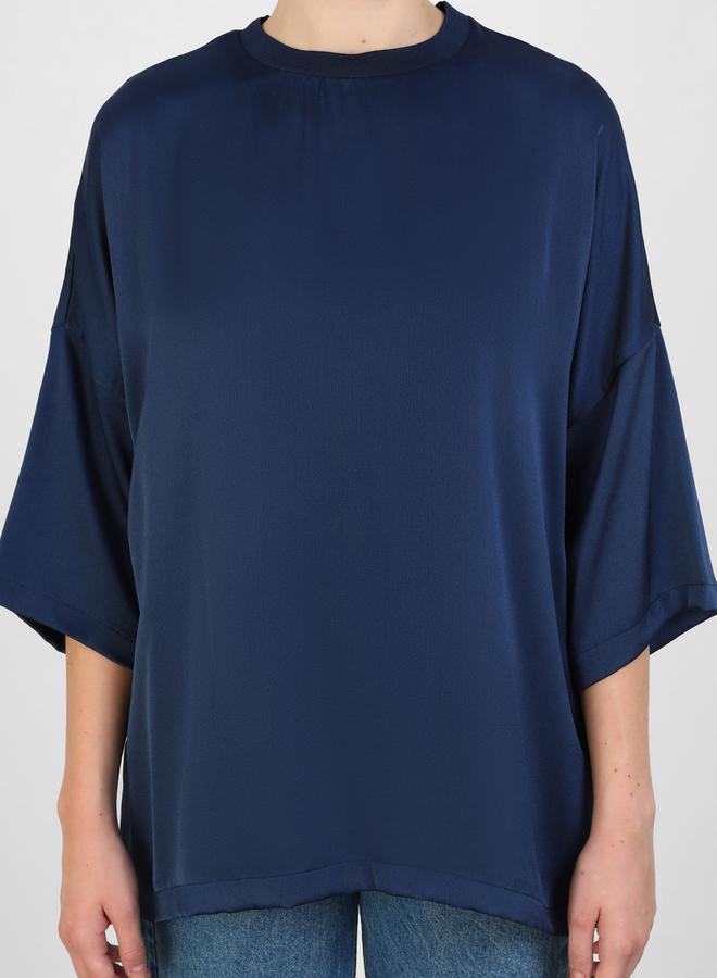 رفقة من مودانيسا بلوزة سادة بأكمام خفاش لون أزرق داكن - Image 3