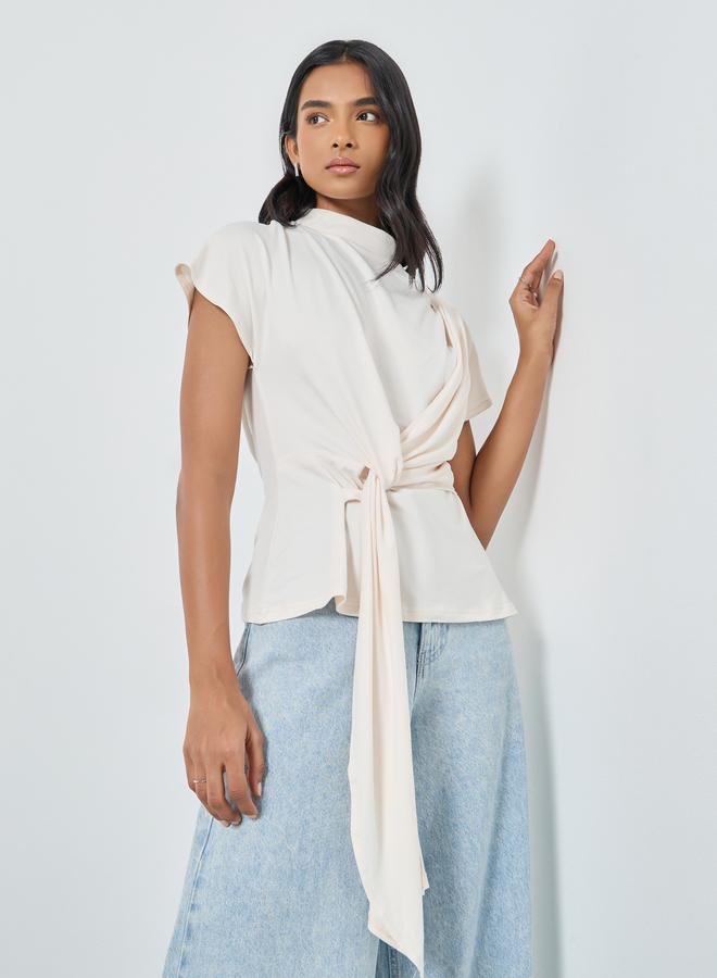 ستايلي بلوزة محبوكة عالية الرقبة بلمسة ربط - Image 1