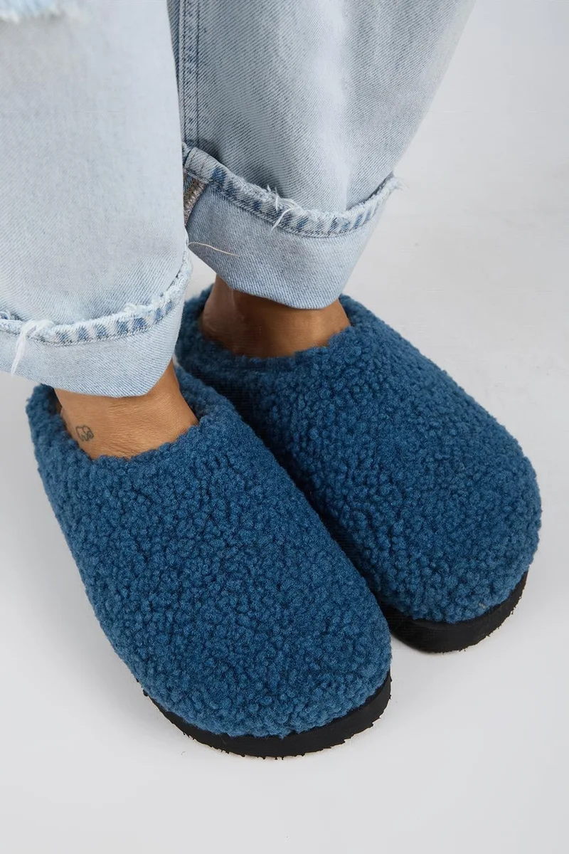 Manijero Manijero (Orlina) Women's Teddy Clog Platform Slippers Navy Blue