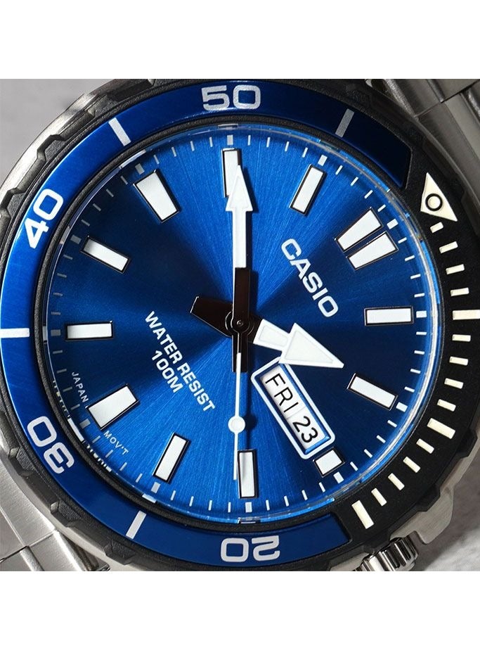 كاسيو ساعة كاسيو للرجال بسوار من ستانلس ستيل موديل MTD-125D-2A1 - Image 3